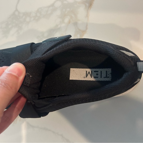 Tiem Slipstream Indoor Cycling Shoes - Picture 8 of 9